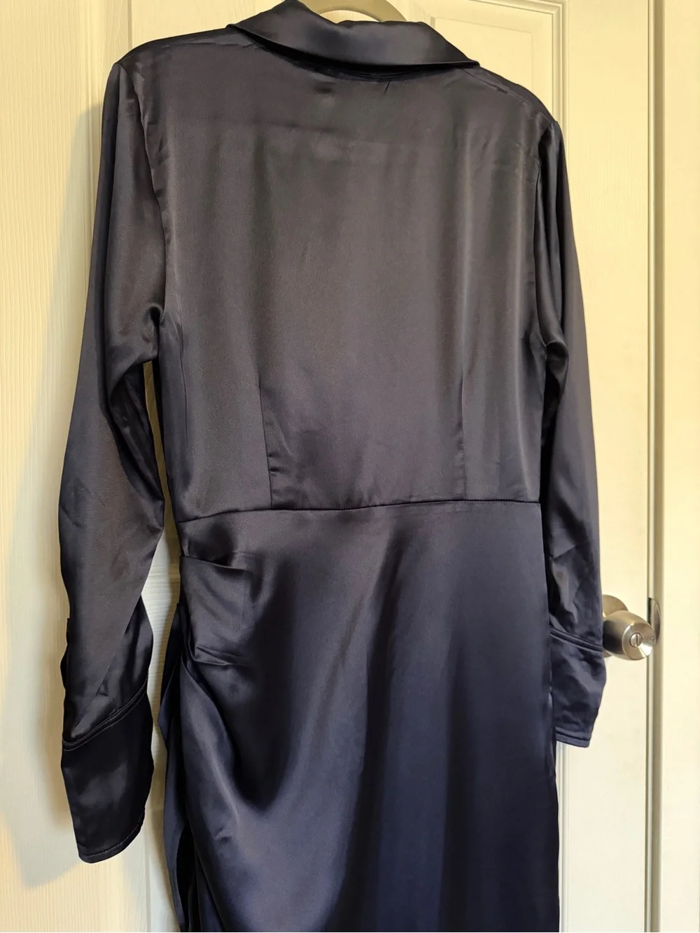 Mila Mae Never Worn Feminine Navy Satin Wrap Midi Dress Long Sleeve Size XL - Picture 9 of 9